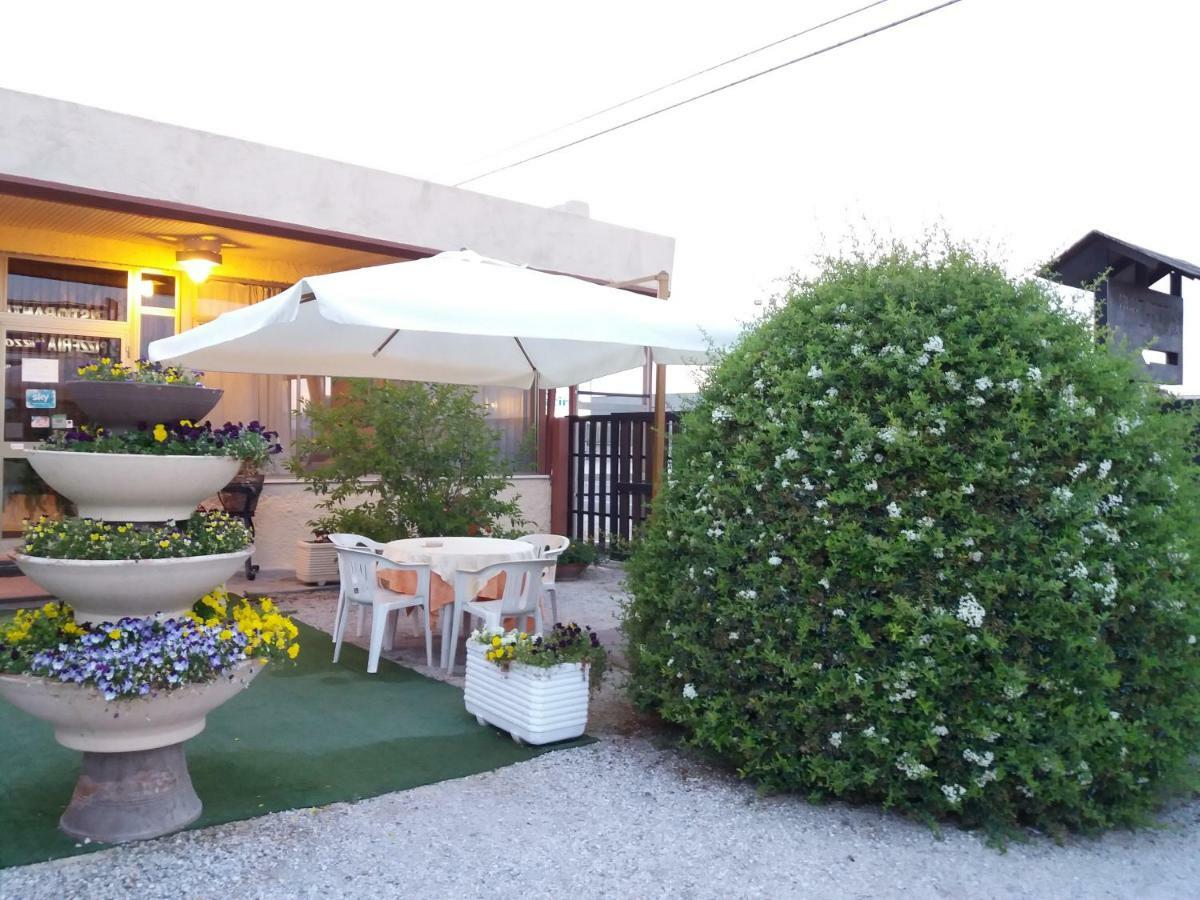 Il Piccolo Nido Bed and Breakfast Borgo Montenero Eksteriør billede