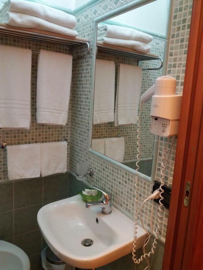 Il Piccolo Nido Bed and Breakfast Borgo Montenero Eksteriør billede
